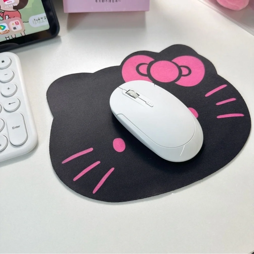 Hello kitty mouse pat